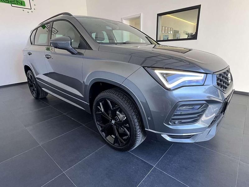 Neu Seat Ateca Black Edition 150 PS (110 kW) 2026 Graphite grau SUV