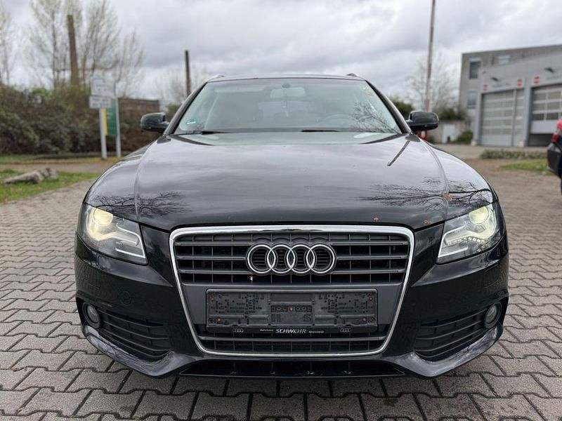 Gebraucht Audi A4 Attraction 143 PS (105 kW) 2011 Schwarz Kombi