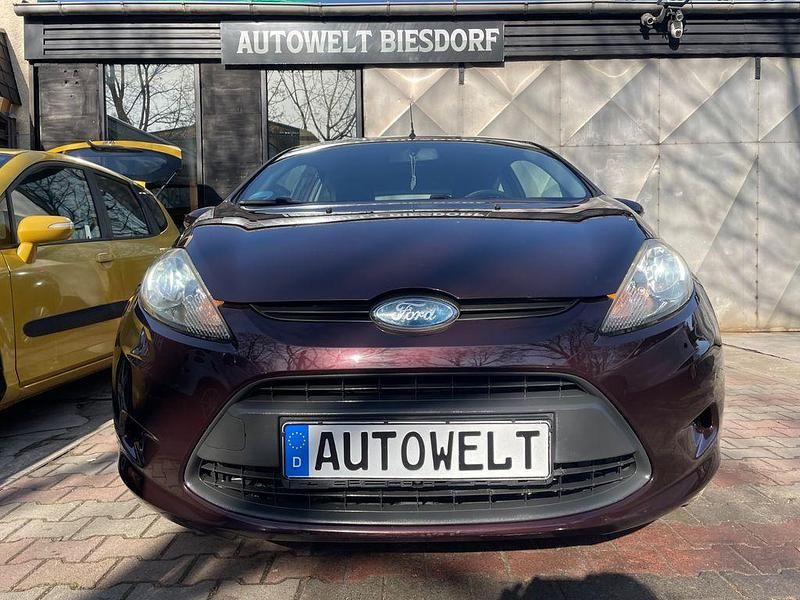 Gebraucht Ford Fiesta 60 PS (44 kW) 2009 Violet Kleinwagen