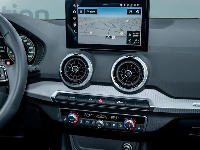 Gebraucht Audi Q2 150 PS (110 kW) 2025 Schwarz SUV