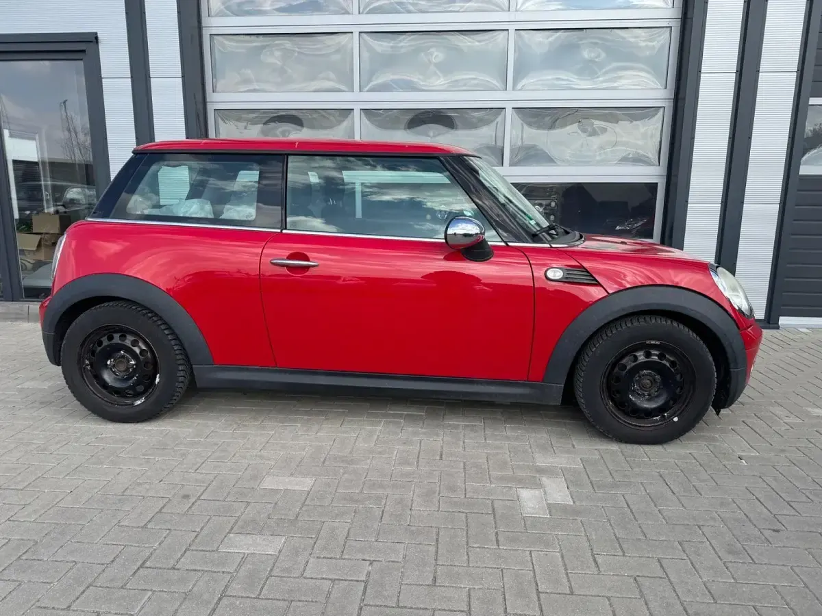 Gebraucht Mini ONE 95 PS (69 kW) 2008 Rot Kleinwagen