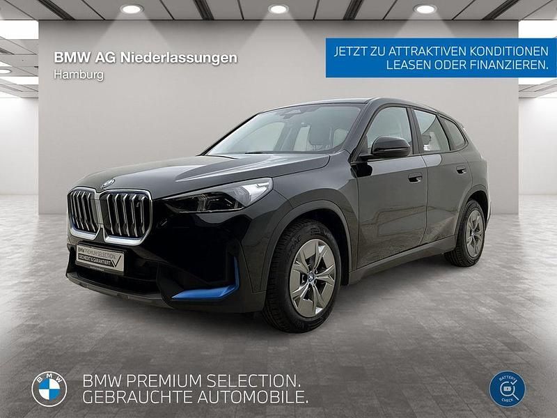 Gebraucht BMW iX1 Performance 200 kW (272 PS) 2023 Schwarz SUV