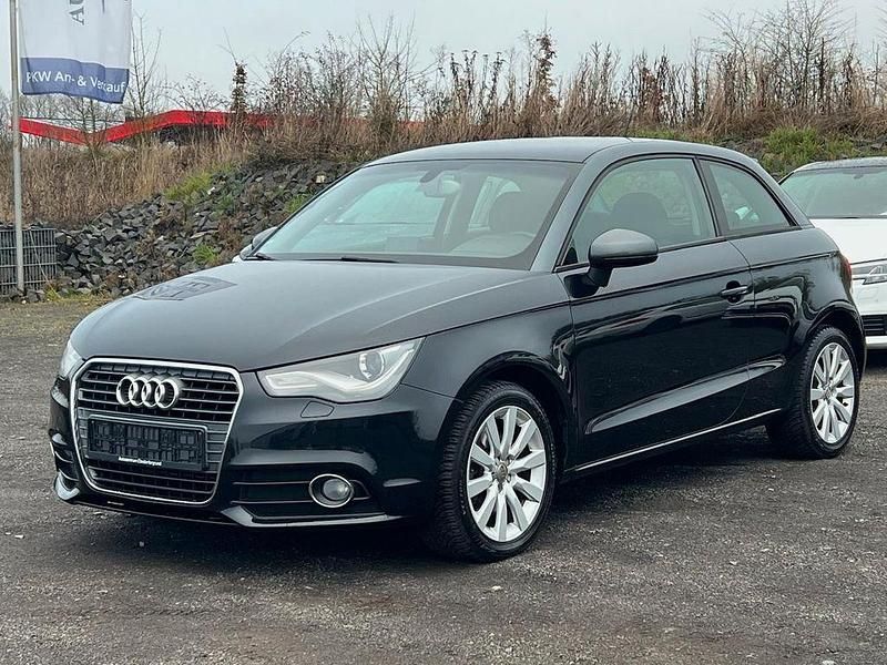 Schwarz Gebraucht 2012 Audi A1 Ambition Limousine | 8.900 € (Fairer Preis) - Bild 1/4