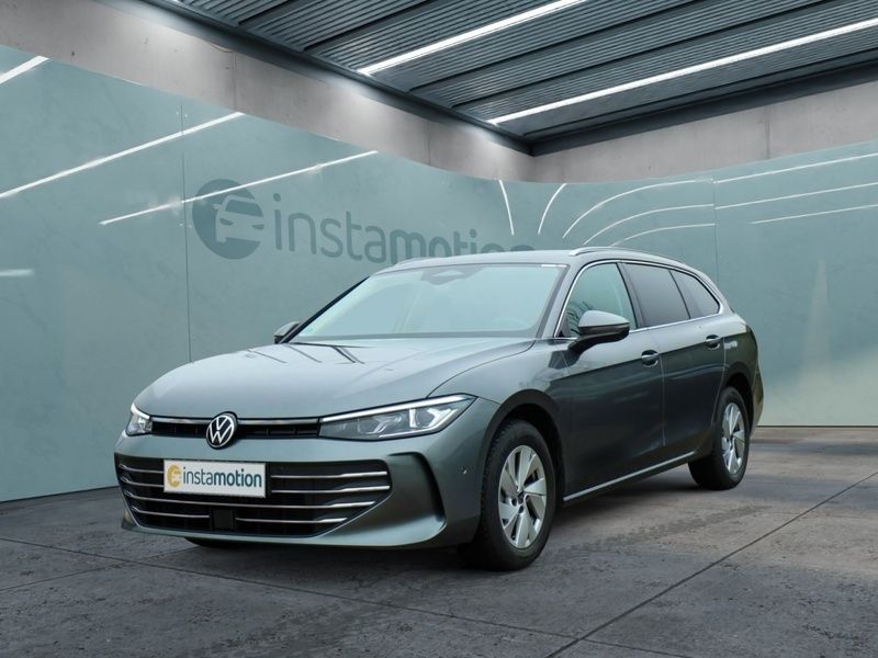 Gebraucht VW Passat 150 PS (110 kW) 2024 Grau Van / Kleinbus