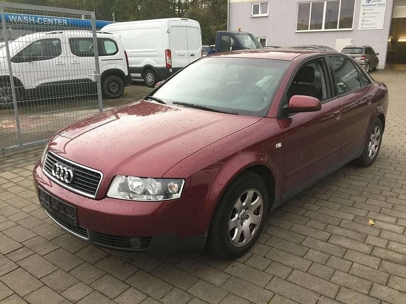 Violett Gebraucht 2001 Audi A4 Limousine | 2.500 € (Fairer Preis) - Bild 1/4