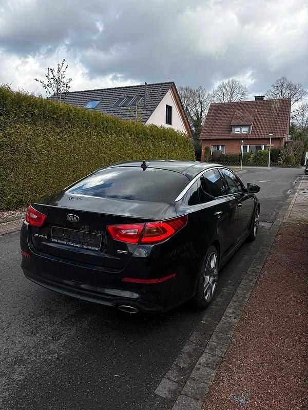 Gebraucht Kia Optima 136 PS (100 kW) 2015 Schwarz Limousine