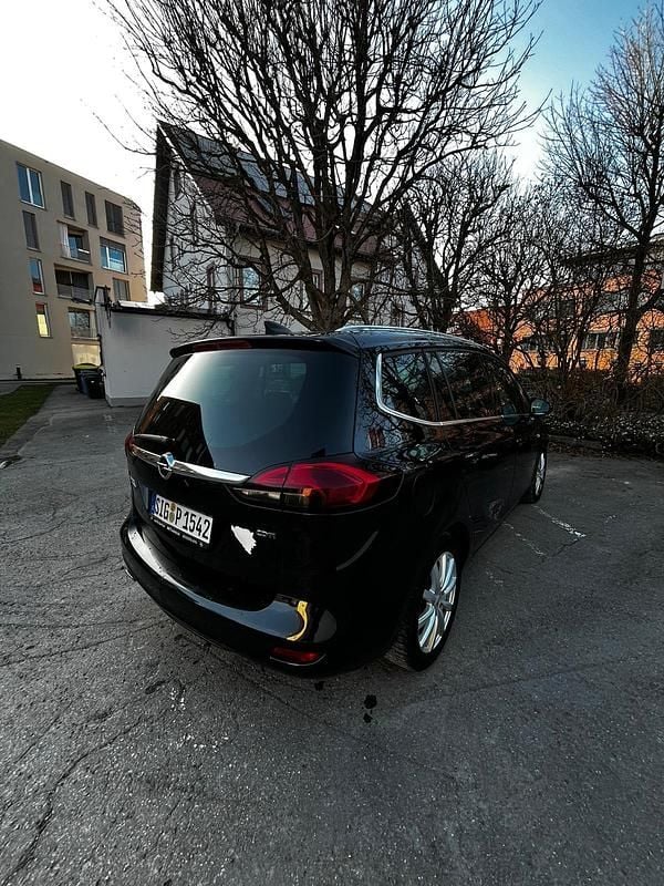 Gebraucht Opel Zafira 170 PS (125 kW) 2016 Schwarz Van / Kleinbus