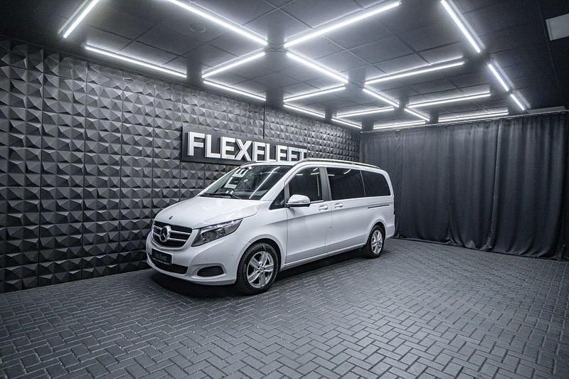 Weiß Gebraucht 2016 Mercedes V250 Edition Van / Kleinbus | 23.990 € (Superpreis) - Bild 1/4