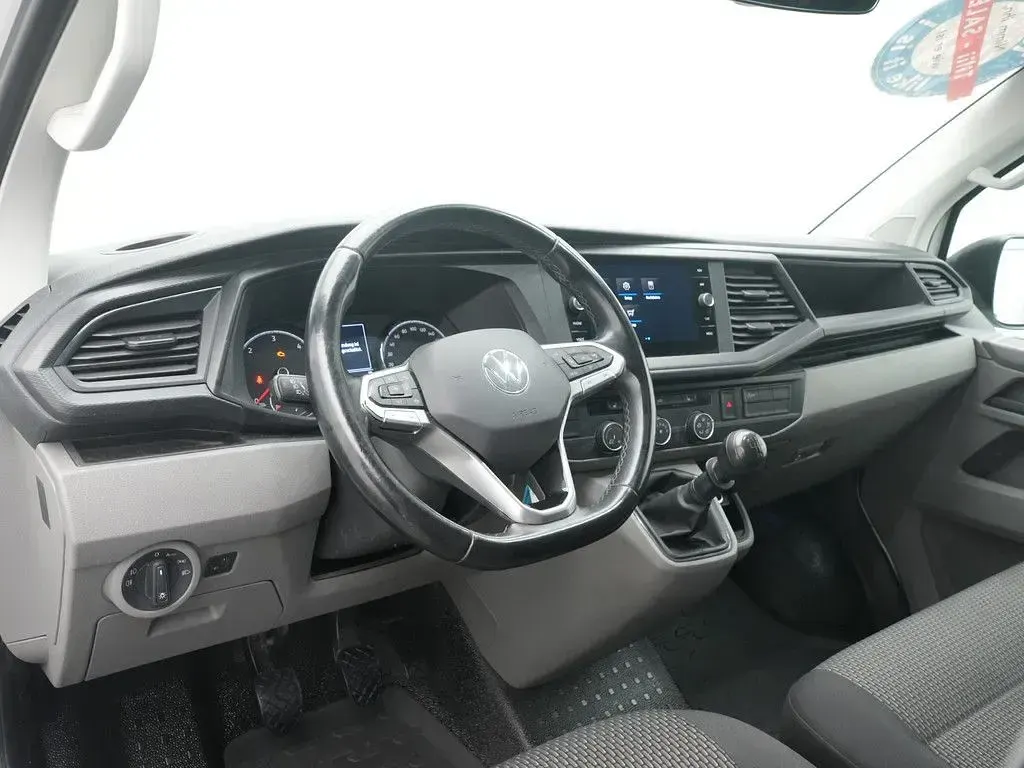 Gebraucht VW T6.1 110 PS (80 kW) 2021 Weiss / candy weiss Van