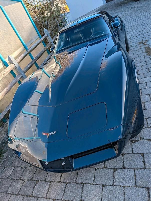 Second-hand Corvette C3 190 CP (139 kW) 1981 Albastru
