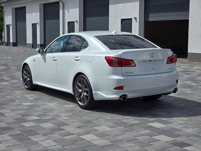Gebraucht Lexus IS350 Sport Line 318 PS (233 kW) 2011 Weiß Limousine