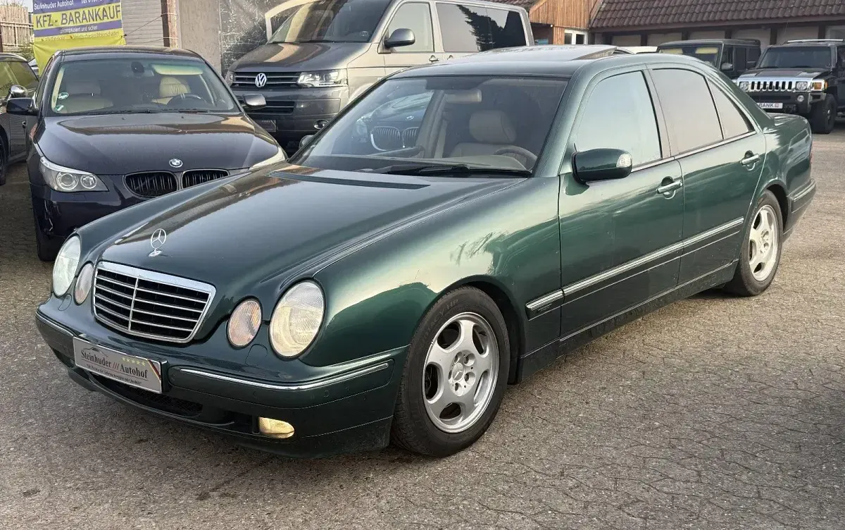 Gebraucht Mercedes E280 Avantgarde 204 PS (150 kW) 2000 Grün Limousine