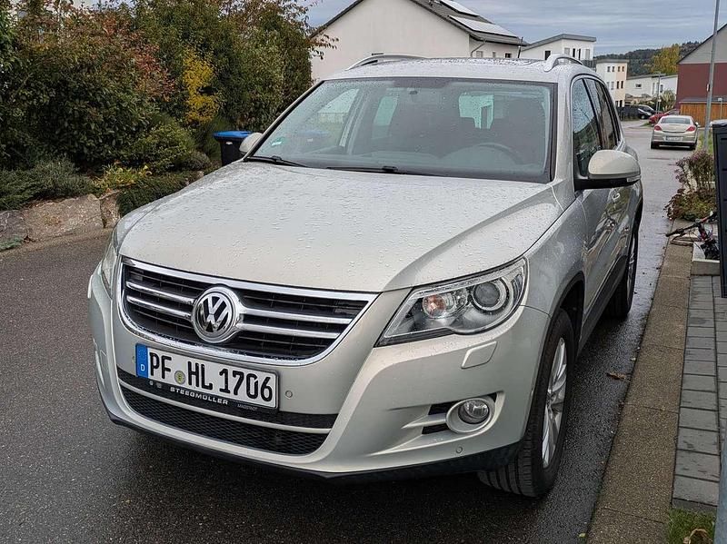 Silber Gebraucht 2008 VW Tiguan Sport SUV | 8.200 € (Fairer Preis) - Bild 1/4