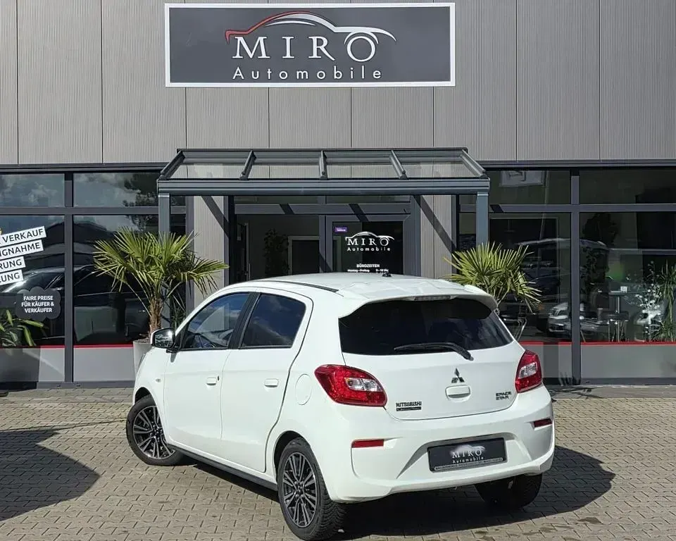 Gebraucht Mitsubishi Space Star Edition 80 PS (58 kW) 2018 Weiß Kleinwagen