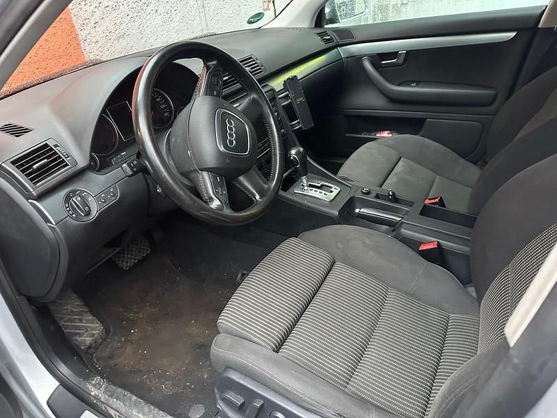 Gebraucht Audi A4 S-Line 163 PS (119 kW) 2005 Grau Limousine