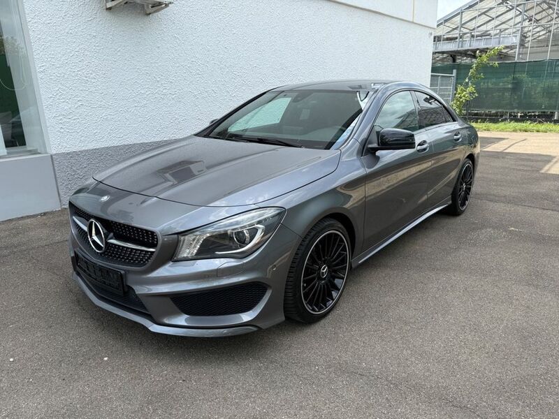 Grau Gebraucht 2015 Mercedes CLA180 AMG Limousine | 16.900 € (Etwas zu teuer) - Bild 1/4