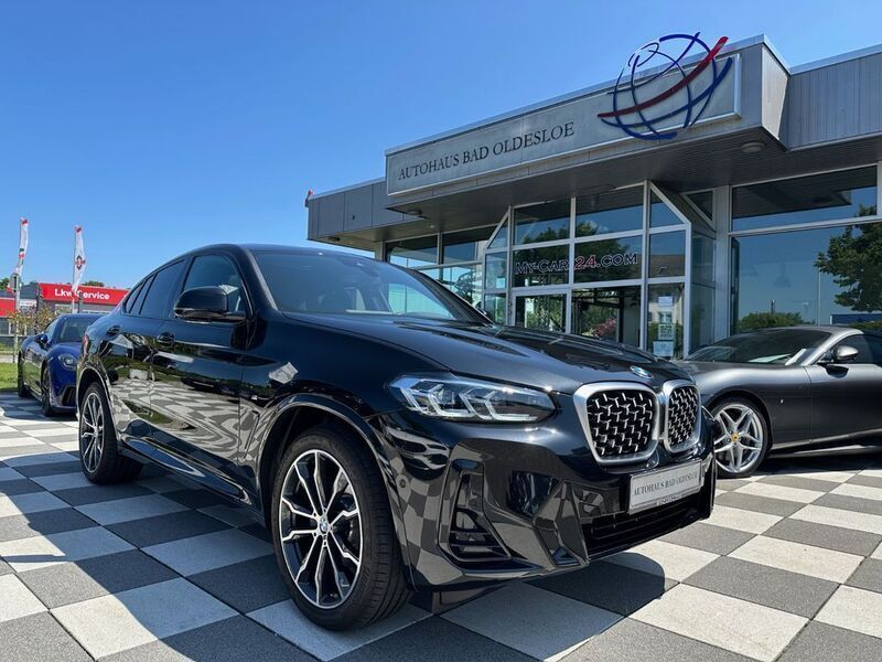 Schwarz Gebraucht 2025 BMW X4 M Sport SUV | 57.888 € (Fairer Preis) - Bild 1/4