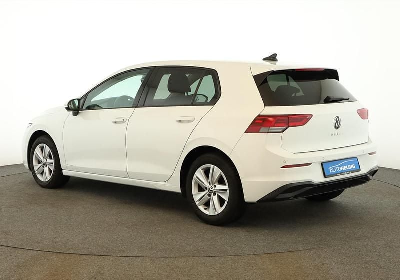 Gebraucht VW Golf Life 150 PS (110 kW) 2022 Pure white SUV