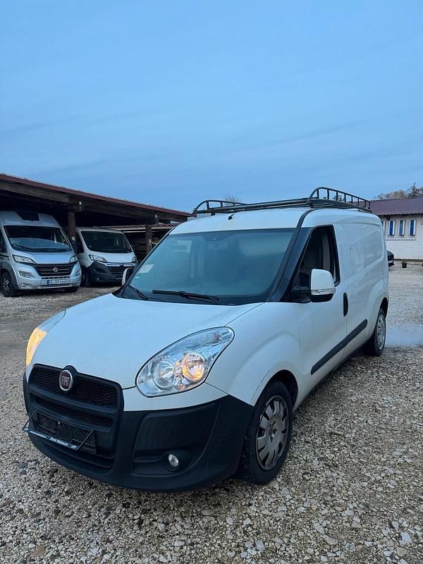 Weiß Gebraucht 2013 Fiat Doblò Van / Kleinbus | 1.490 € (Superpreis) - Bild 1/4
