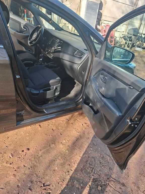 Gebraucht Kia Carens DREAM-TEAM Edition 141 PS (103 kW) 2016 Van / Kleinbus