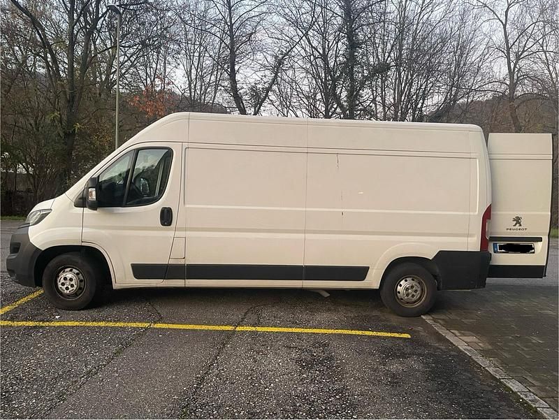 Gebraucht Peugeot Boxer Avantage 131 PS (96 kW) 2019 Weiß Van