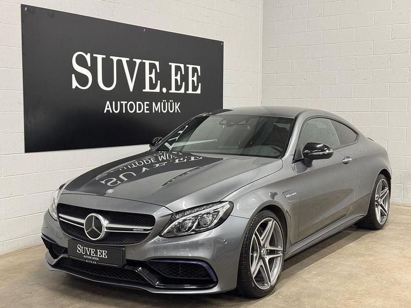 Grau Gebraucht 2016 Mercedes C63 AMG AMG Coupé | 39.995 € - Bild 1/4