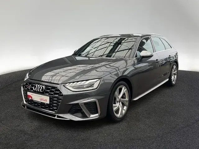Używany Audi S4 Ambiente 341 KM (250 kW) 2022 Szary Kombi