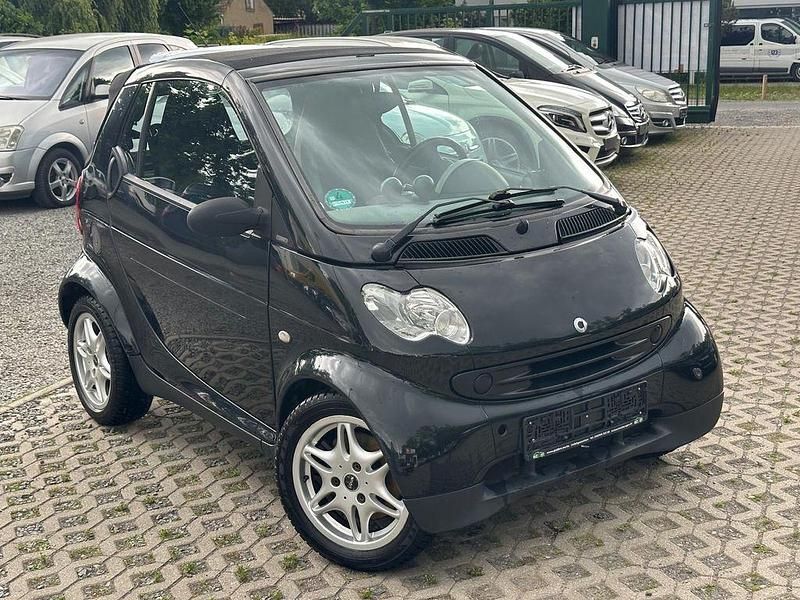 Schwarz Gebraucht 2004 Smart ForTwo Cabrio Basis Cabrio | 1.590 € (Guter Preis) - Bild 1/4