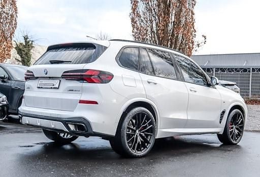 Gebraucht BMW X5 M Sport 286 PS (210 kW) 2024 Weiß SUV
