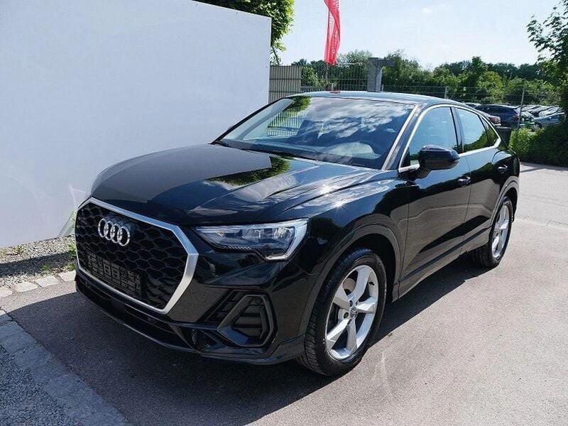 Schwarz Gebraucht 2020 Audi Q3 Sportback SUV | 35.749 € (Etwas zu teuer) - Bild 1/4