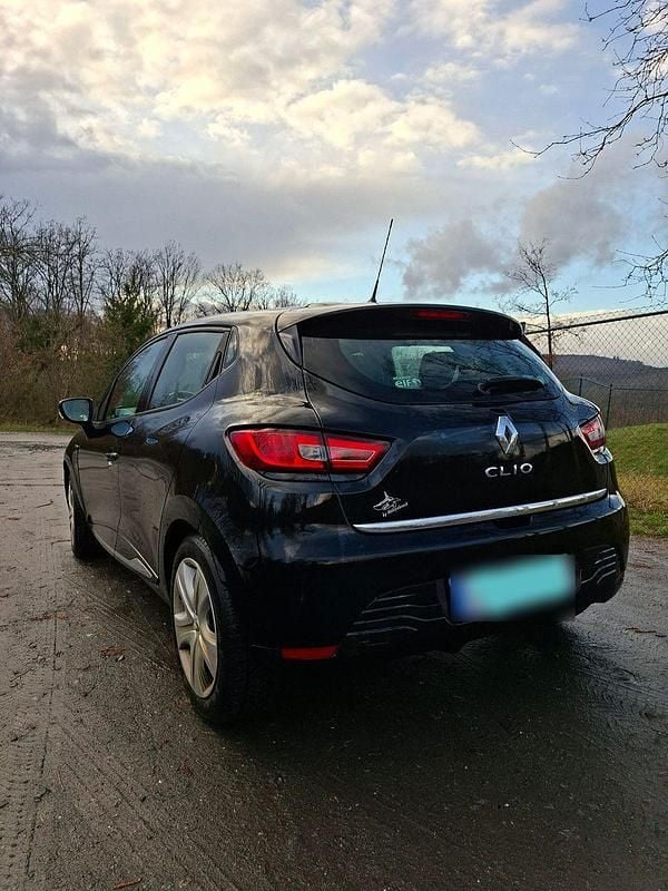 Gebraucht Renault Clio IV LIMITED 73 PS (53 kW) 2016 Schwarz Limousine
