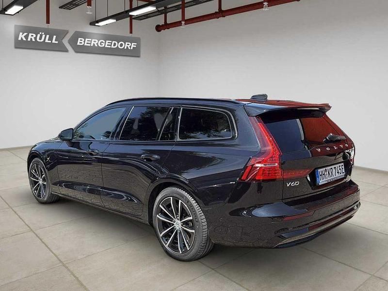 Gebraucht Volvo V60 Plus 455 PS (334 kW) 2025 Schwarz Kombi