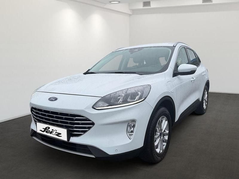 Gebraucht Ford Kuga Titanium 224 PS (164 kW) 2021 Weiß SUV