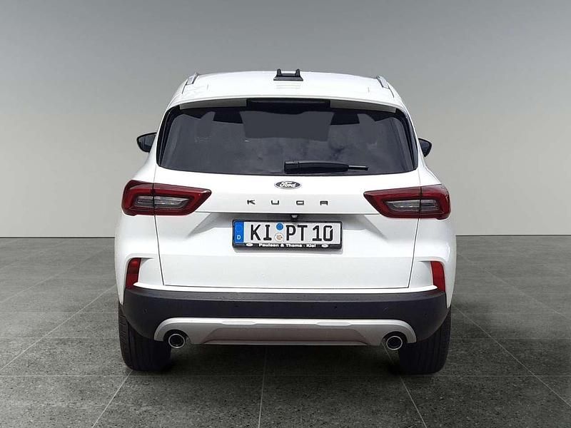 Gebraucht Ford Kuga Titanium 151 PS (111 kW) 2025 Frostweiß SUV