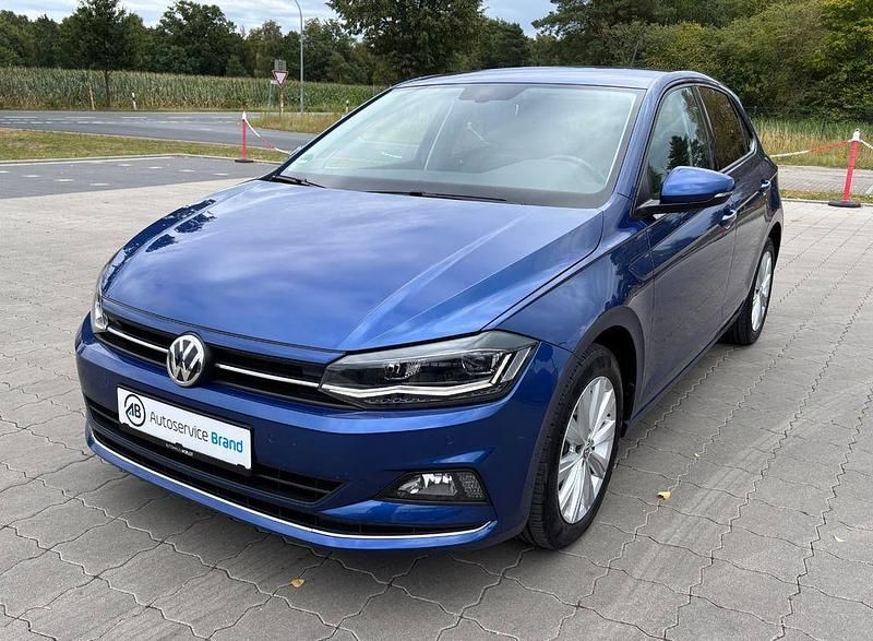 Blau Gebraucht 2018 VW Polo Highline Limousine | 8.900 € (Superpreis) - Bild 1/4
