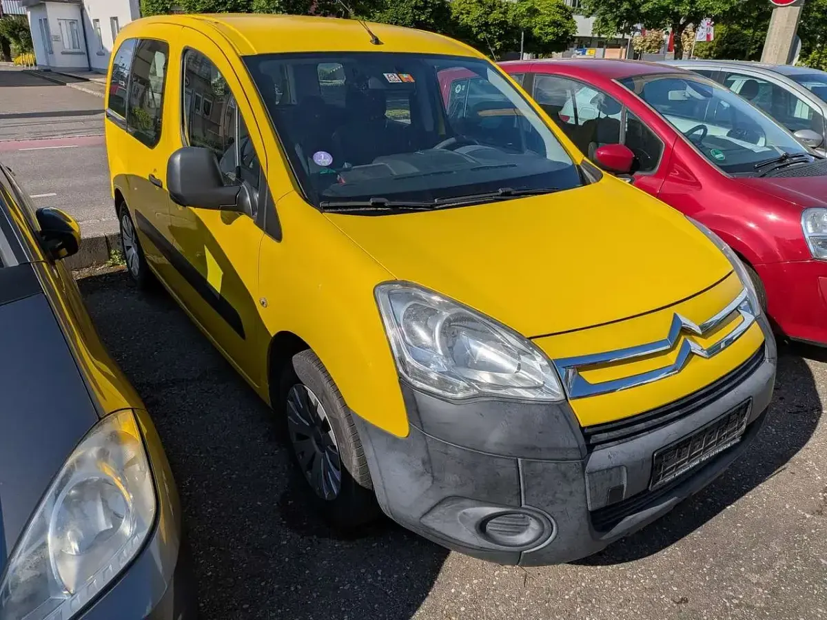 Gebraucht Citroën Berlingo 98 PS (72 kW) 2011 Farbe gelb cadmium Van / Kleinbus