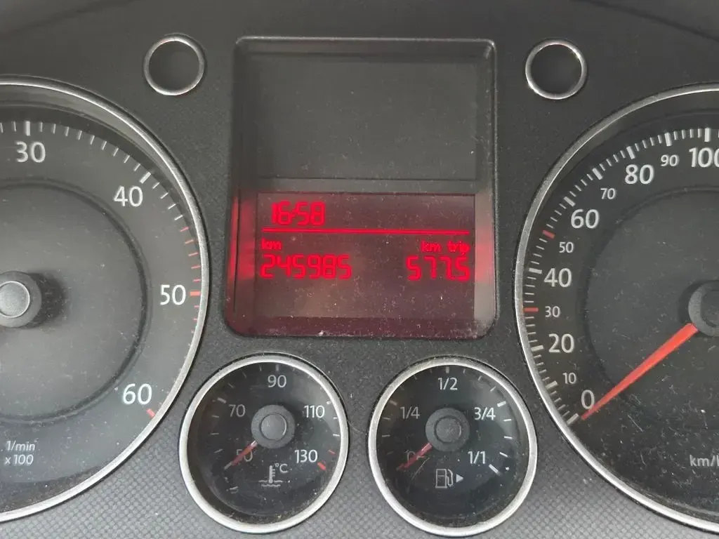 Second-hand VW Passat Comfortline 105 CP (77 kW) 2007 Berlinǎ