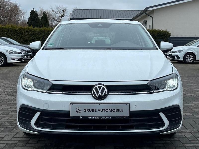 Gebraucht VW Polo Life 80 PS (58 kW) 2023 Weiß Kleinwagen