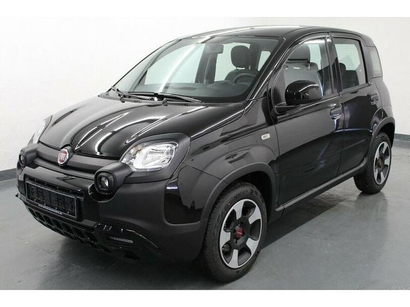 Schwarz Gebraucht 2023 Fiat Panda Kleinwagen | 12.389 € (Fairer Preis) - Bild 1/4