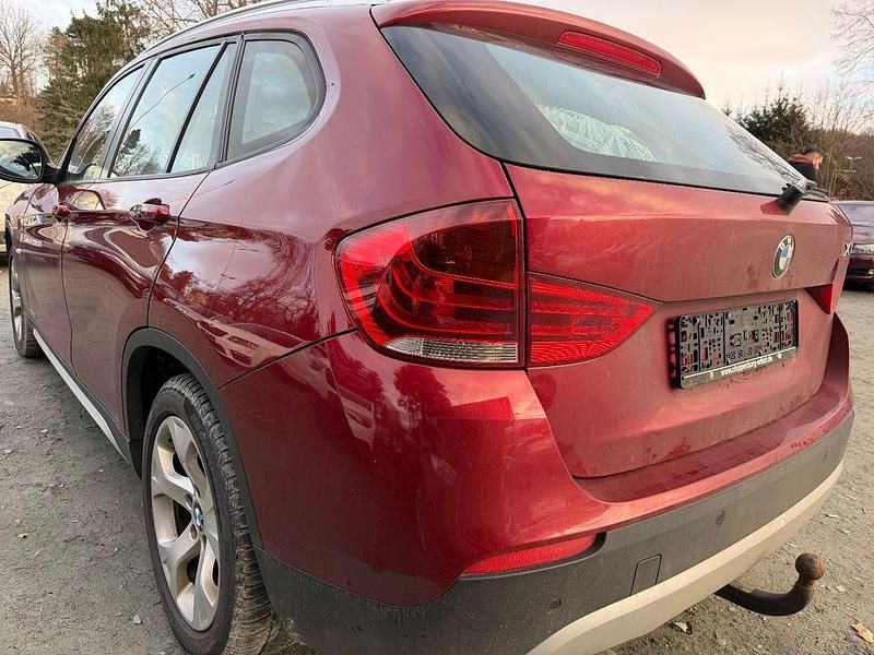 Gebraucht BMW X1 xLine 177 PS (130 kW) 2011 Rot SUV