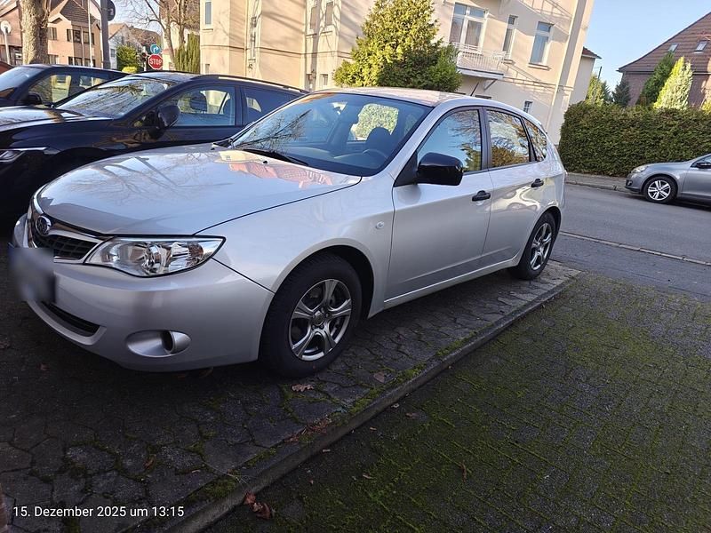 Silber Gebraucht 2009 Subaru Impreza Limousine | 6.999 € (Fairer Preis) - Bild 1/4