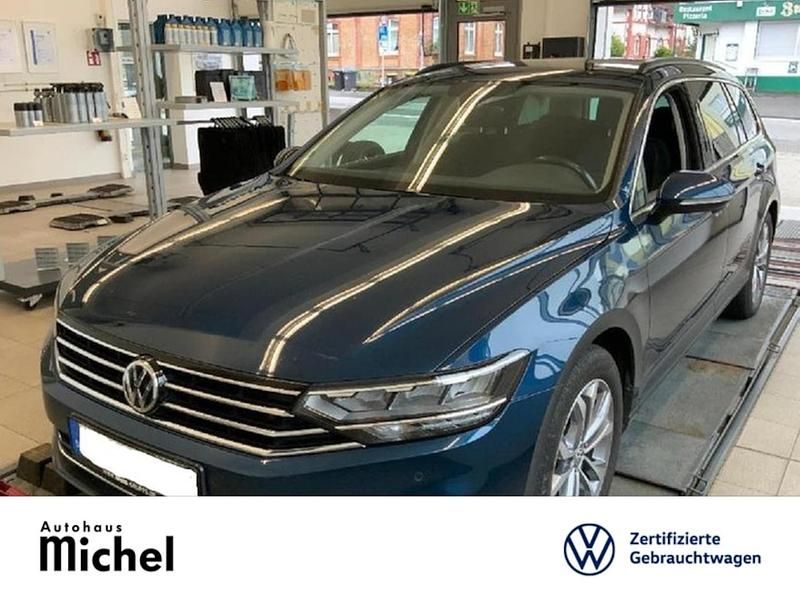 Gebraucht VW Passat Business 190 PS (139 kW) 2020 Blau Kombi
