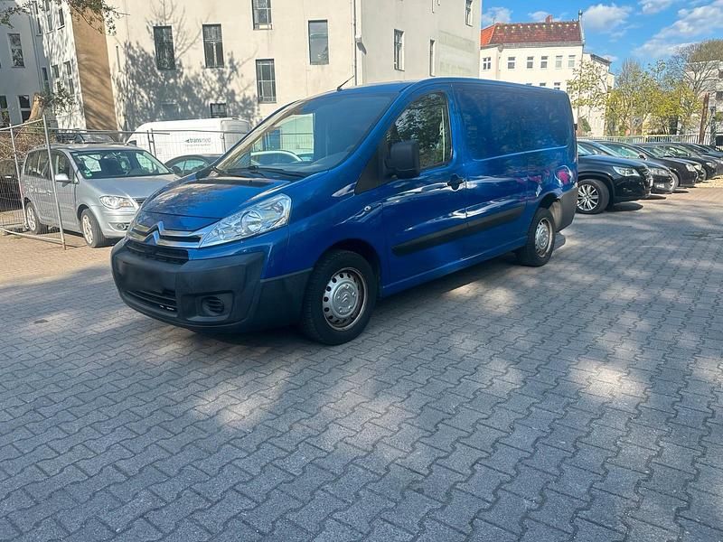 Gebraucht Citroën Jumpy 128 PS (94 kW) 2014 Blau Van / Kleinbus