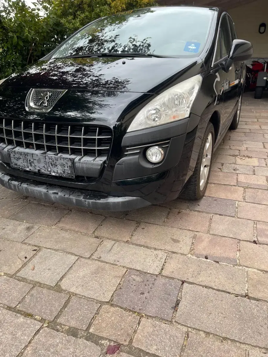 Gebraucht Peugeot 3008 165 PS (121 kW) 2013 Schwarz Kombi