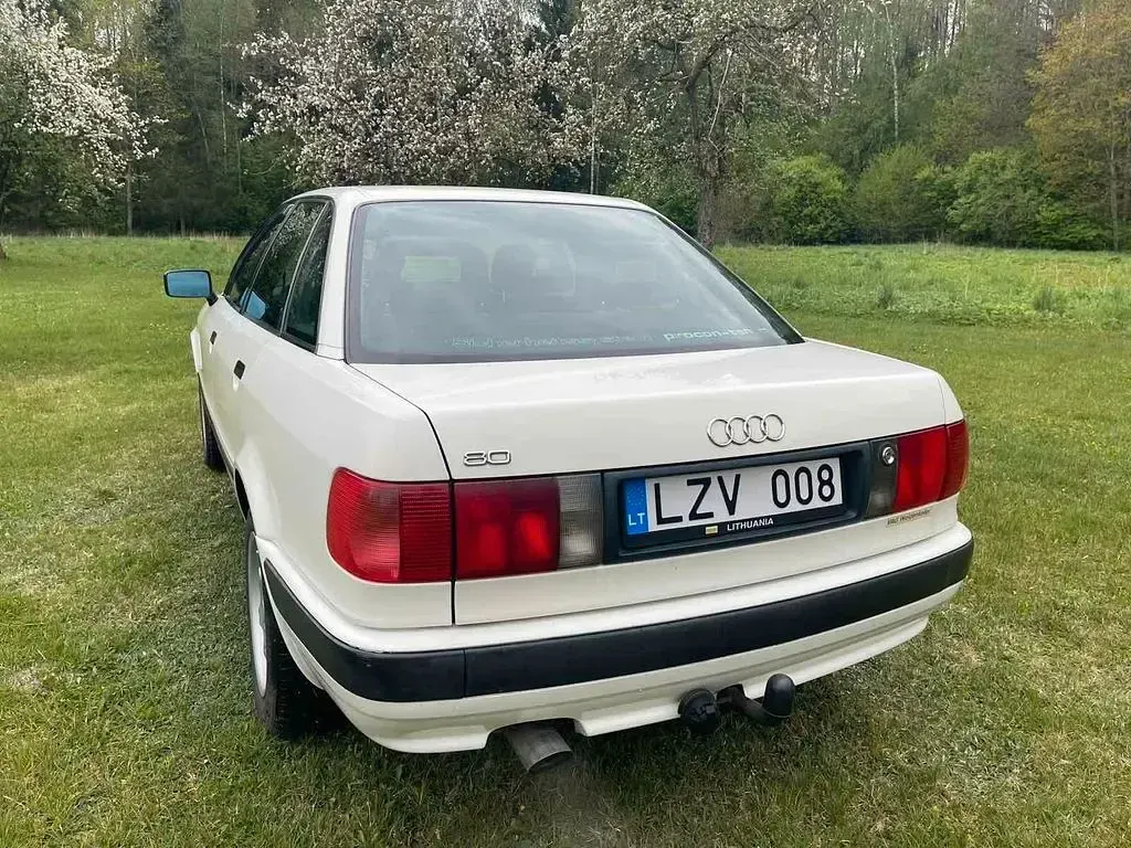 Gebraucht Audi 80 90 PS (66 kW) 1994 Weiß Limousine