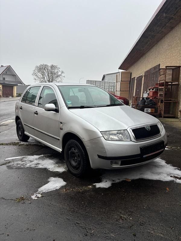 Gebraucht Skoda Fabia 75 PS (55 kW) 2001 Silber Kleinwagen