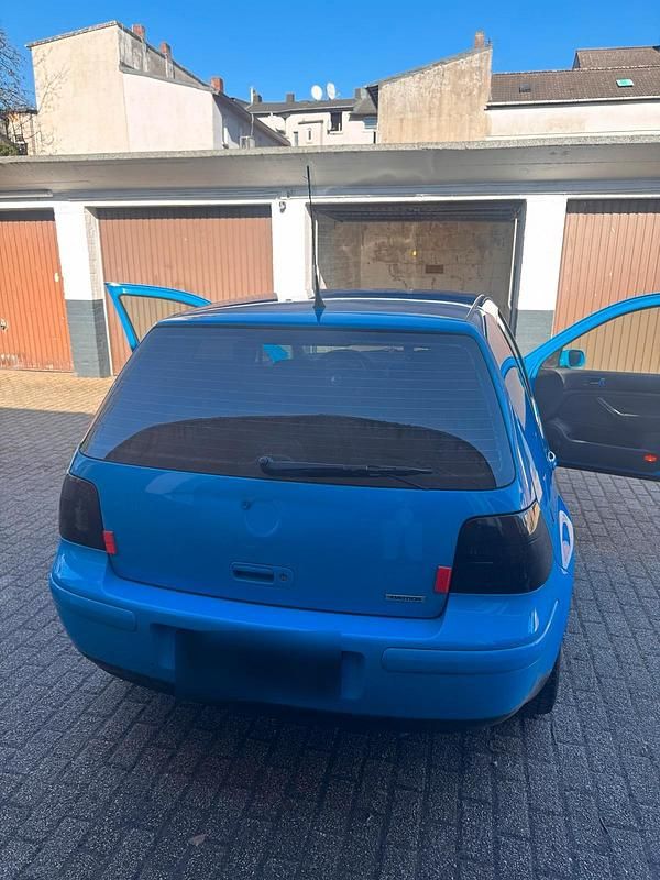 Gebraucht VW Golf IV 150 PS (110 kW) 2003 Blau Kleinwagen
