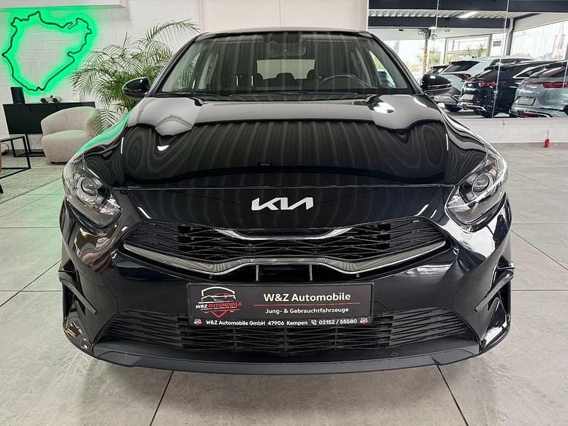 Gebraucht Kia Ceed 160 PS (117 kW) 2023 Schwarz Kleinwagen