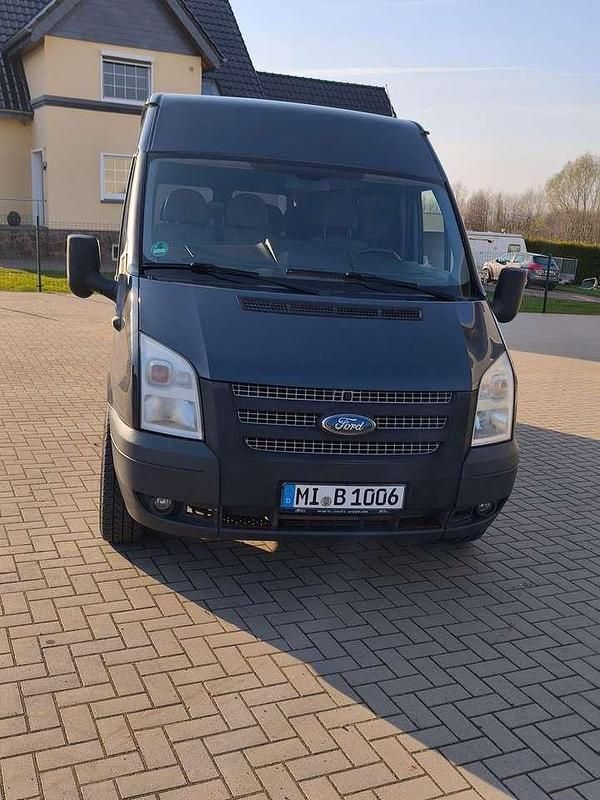 Gebraucht Ford Transit Trend 125 PS (91 kW) 2013 Grau Van