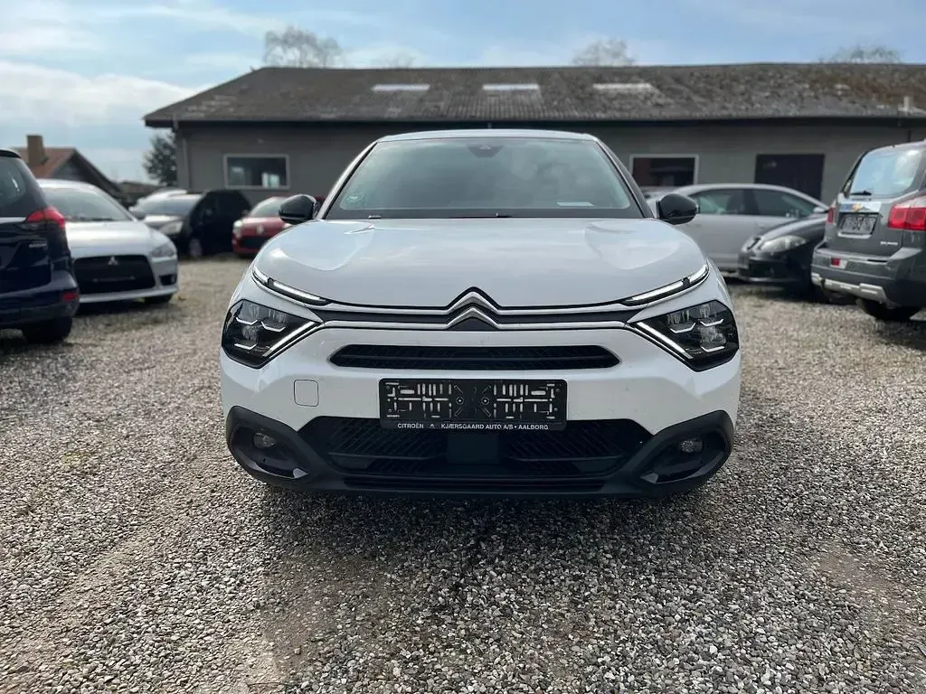 Gebraucht Citroën C4 Feel 110 PS (80 kW) 2022 Weiß Van